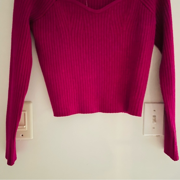 *DONATED* WF NWT Plum Purple Ribbed Sweetheart Neck Long Sleeve Sweater Top - Picture 7 of 14